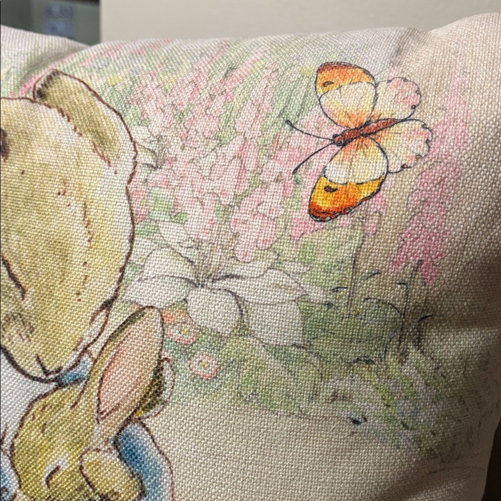 NWT! BEATRIX POTTER PETER RABBIT & MOTHER DECORATIVE FAUX LINEN THROW PILLOW - Picture 6 of 11